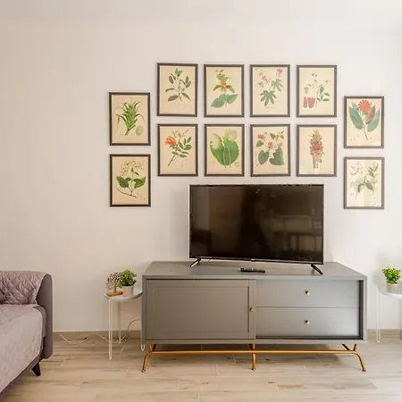 Modern “il Cavallaccio” Near The Center アパート ペルージャ